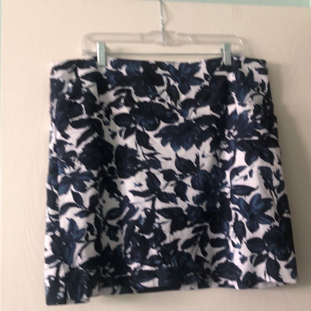 Skort